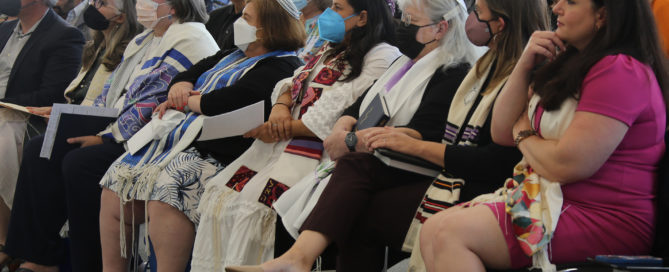 70 faces of torah shabbat women rabbis group stephen wise