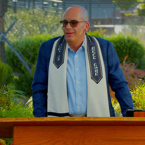 Finding-Shalom-and-Equanimity-in-Chaotic-Times